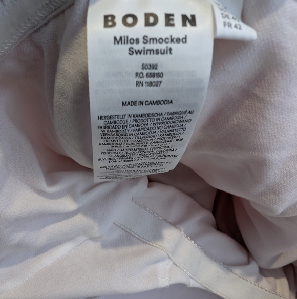 Boden Milos Smocked Bandeau Swimsuit new without tags - Picture 7 of 8